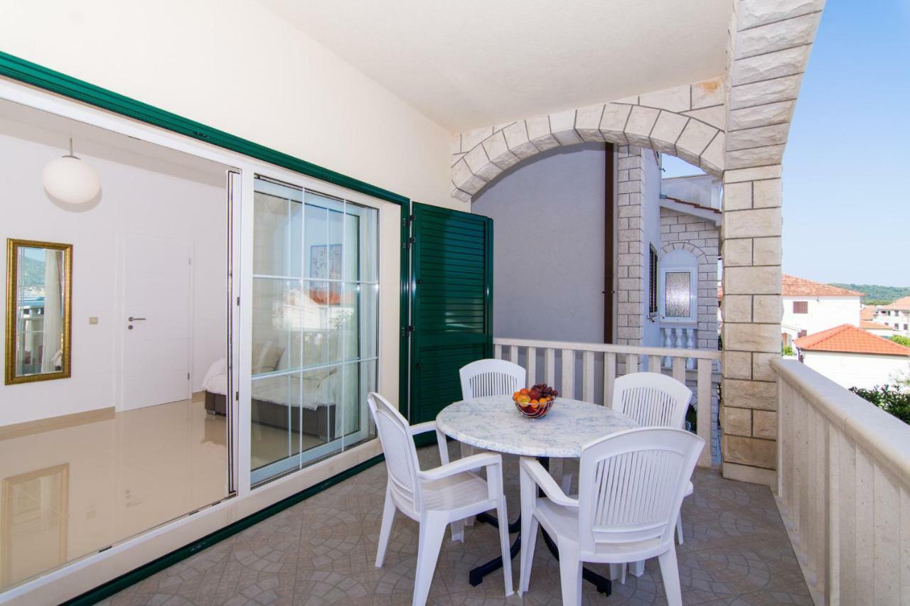 Apartmani Juric Trogir Exterior foto