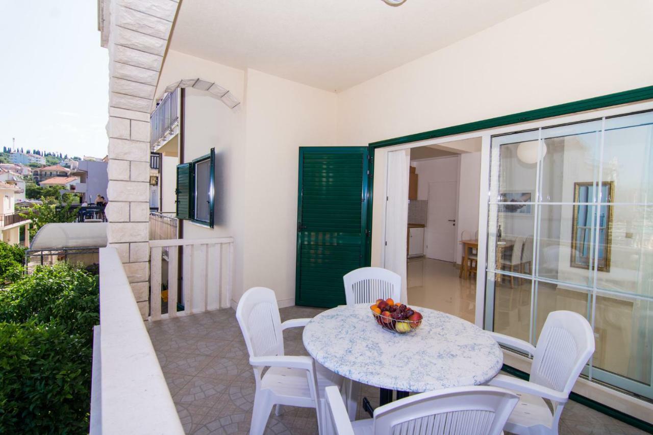 Apartmani Juric Trogir Exterior foto