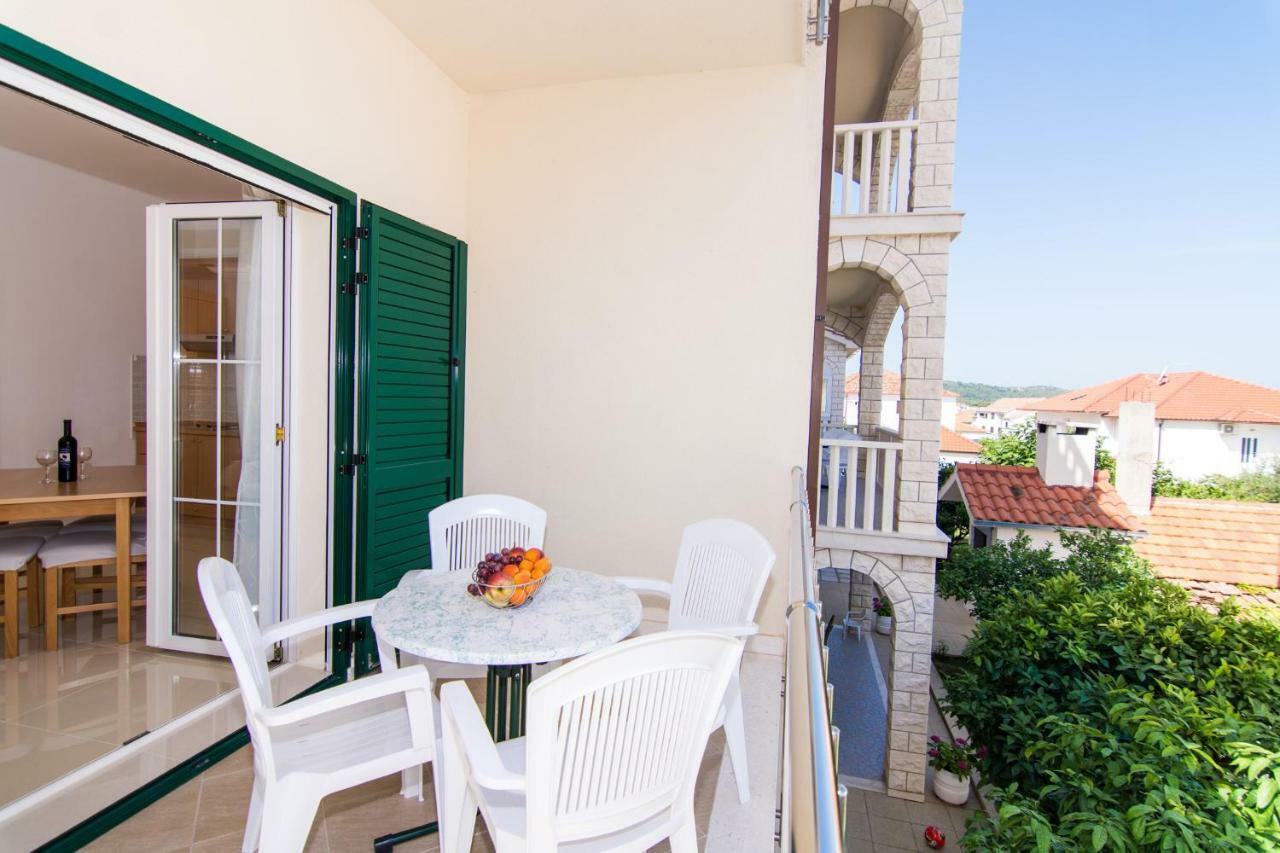 Apartmani Juric Trogir Exterior foto