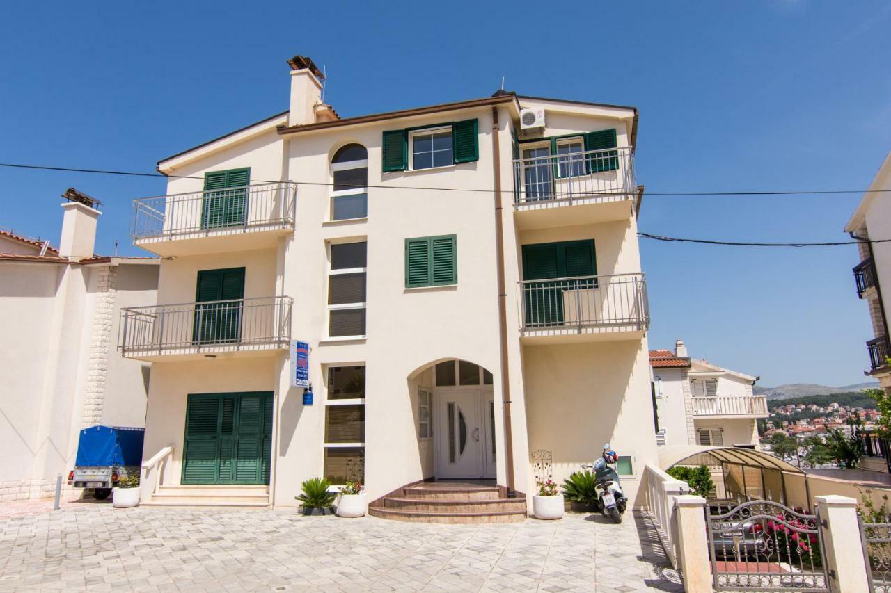 Apartmani Juric Trogir Exterior foto